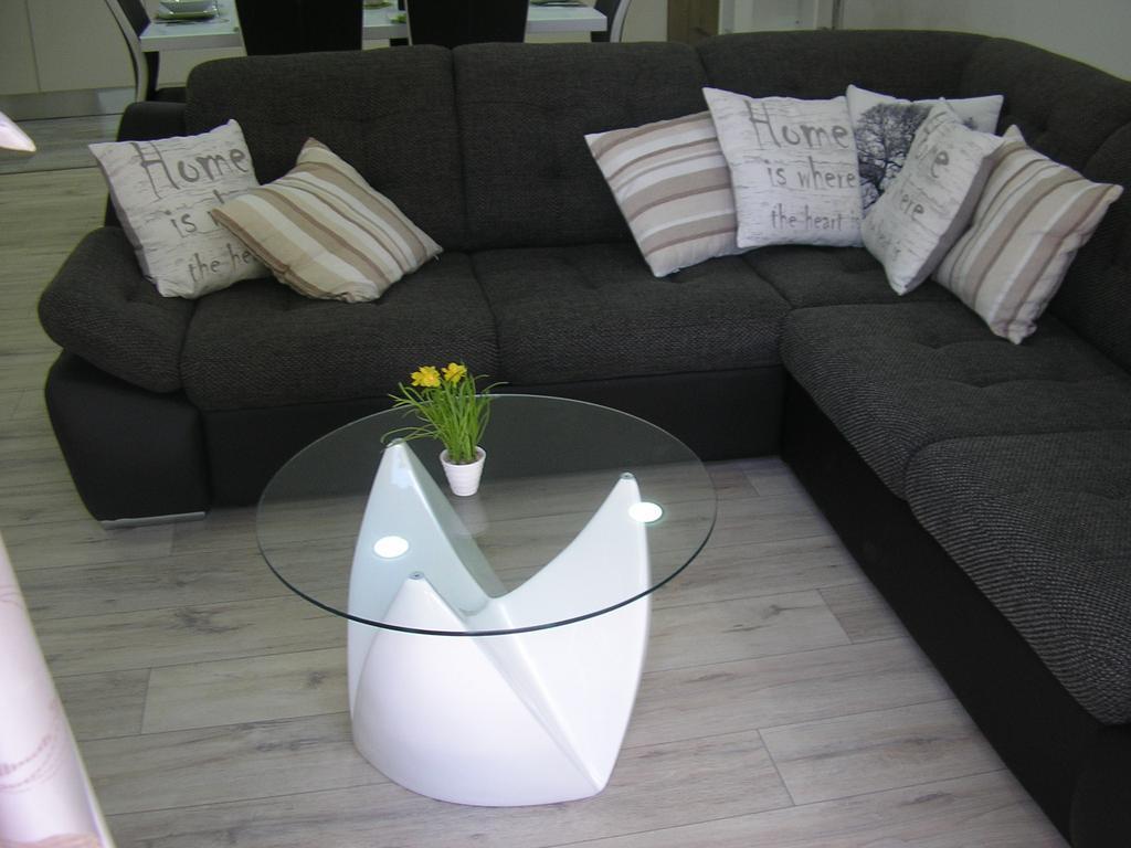 Apartments Viki Трогір Екстер'єр фото