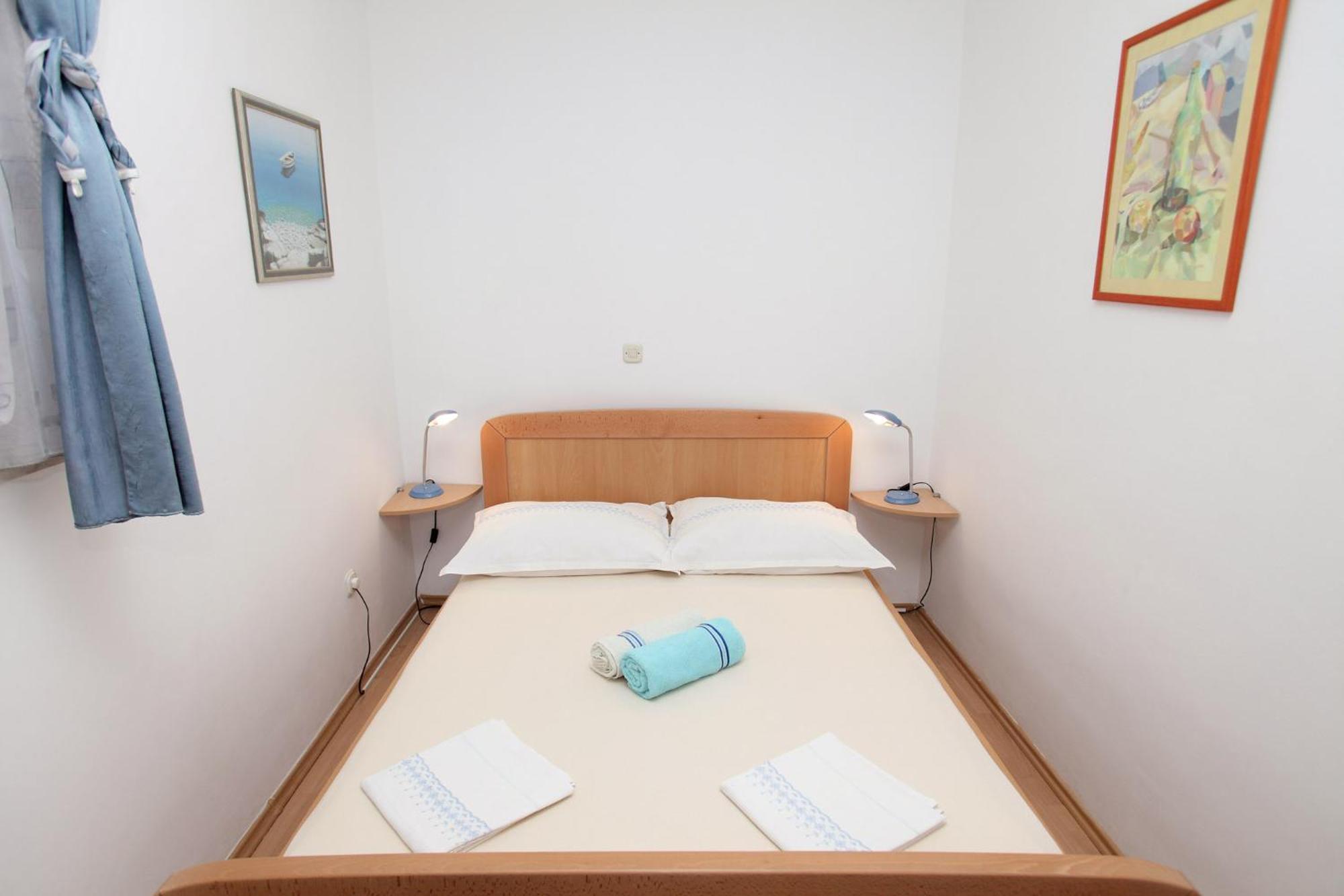 Apartments Viki Трогір Екстер'єр фото